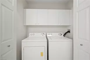 3260 Douglas Dr, Naples, FL 34105 - Photo 19