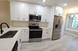 7745 Woodbrook Cir, Naples, FL 34104 - Photo 15