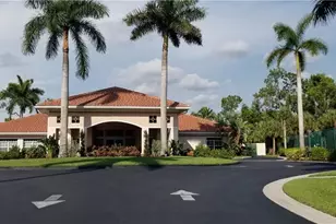 7745 Woodbrook Cir, Naples, FL 34104 - Photo 11