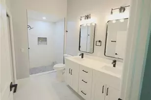 7745 Woodbrook Cir, Naples, FL 34104 - Photo 27