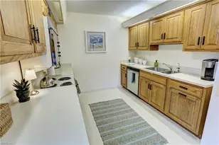 200 Wyndemere Way, Naples, FL 34105 - Photo 13