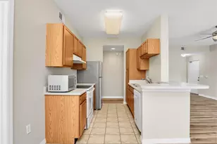 7935 Preserve Cir, Naples, FL 34119 - Photo 9