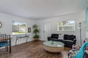 1780 Smugglers Cove, Naples, FL 34112 - Photo 5