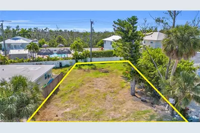 250 Fairweather Ln, Fort Myers Beach, FL 33931 - Photo 13