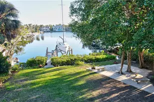 442 18th Ave S, Naples, FL 34102 - Photo 3