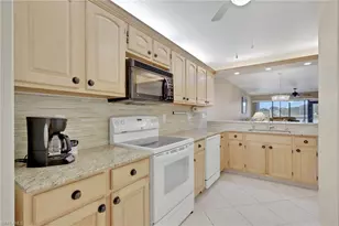 4330 Chantelle Dr, Naples, FL 34112 - Photo 7