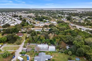 191 Abbey Ln, North Fort Myers, FL 33917 - Photo 41