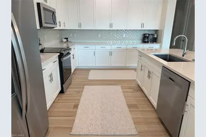 207 Indies Dr E #201, Naples, FL 34114 - Photo 9