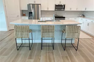 207 Indies Dr E, Naples, FL 34114 - Photo 7