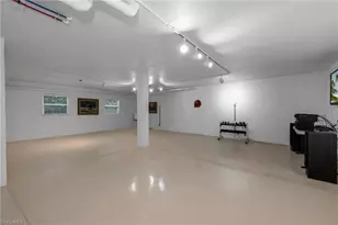 404 Bayside Ave, Naples, FL 34108 - Photo 27