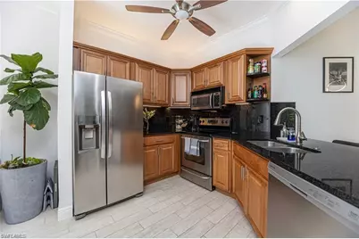 3735 Fieldstone Blvd #9, Naples, FL 34109 - Photo 5