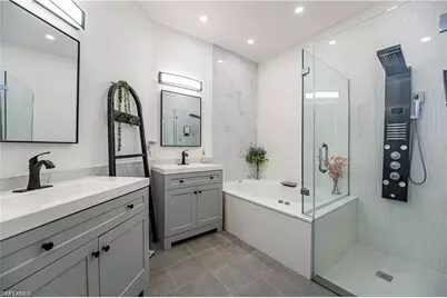 3735 Fieldstone Blvd #9, Naples, FL 34109 - Photo 11