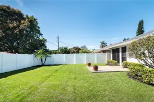 718 107th Ave N, Naples, FL 34108 - Photo 21