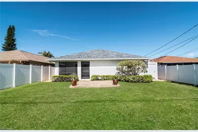 718 107th Ave N, Naples, FL 34108 - Photo 19