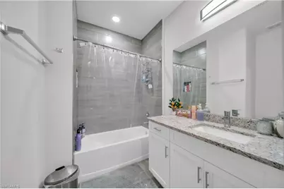 309 NE 15th Ter, Cape Coral, FL 33909 - Photo 11