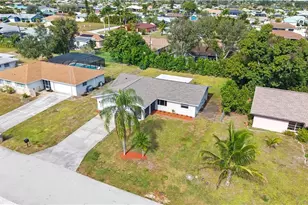 1311 SE 33rd Terrace, Cape Coral, FL 33904 - Photo 37