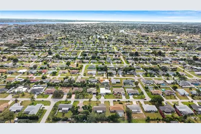 1311 SE 33rd Ter, Cape Coral, FL 33904 - Photo 43