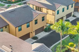 9063 Capistrano St N, Naples, FL 34113 - Photo 11