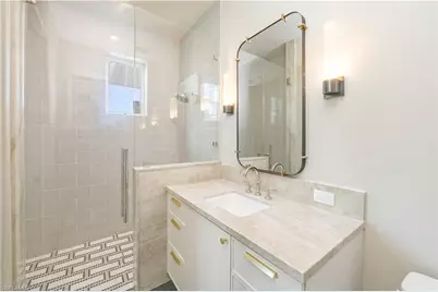 4851 Crayton Rd, Naples, FL 34103 - Photo 9