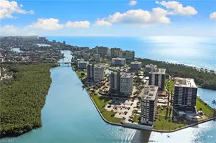 21 Bluebill Ave, Naples, FL 34108 - Photo 27