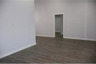 5191 Sunbury Ct, Naples, FL 34104 - Photo 5