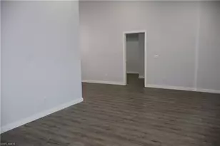 5191 Sunbury Ct, Naples, FL 34104 - Photo 5