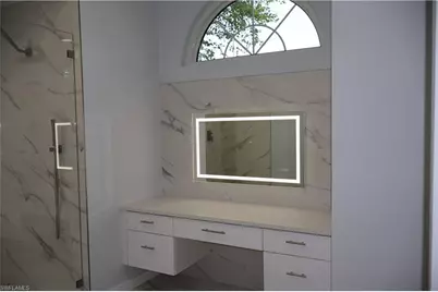 5191 Sunbury Ct, Naples, FL 34104 - Photo 17