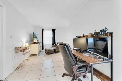 2772 Riverview Dr, Naples, FL 34112 - Photo 19