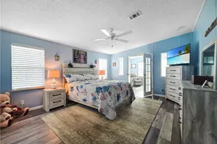 264 Lakeside Dr, North Fort Myers, FL 33903 - Photo 17