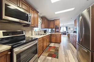 264 Lakeside Dr, North Fort Myers, FL 33903 - Photo 13