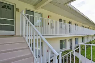 388 Belina Dr, Naples, FL 34104 - Photo 7