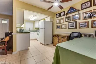 4290 Gulfstream Dr, Naples, FL 34112 - Photo 5