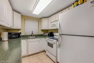 4290 Gulfstream Dr, Naples, FL 34112 - Photo 13