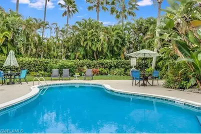 4290 Gulfstream Dr #4, Naples, FL 34112 - Photo 1