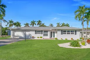 261 Bayshore Dr, Cape Coral, FL 33904 - Photo 11