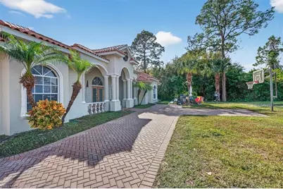 614 Jackson Ave, Lehigh Acres, FL 33972 - Photo 5