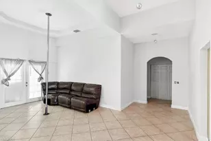 614 Jackson Ave, Lehigh Acres, FL 33972 - Photo 15