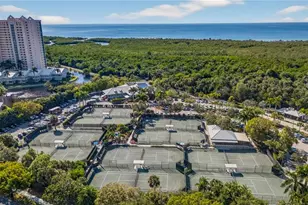 8355 Excalibur Cir, Naples, FL 34108 - Photo 25