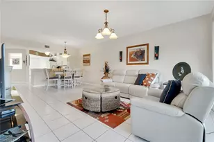 5425 Worthington Ln, Naples, FL 34110 - Photo 7