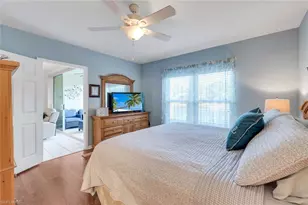 5425 Worthington Ln, Naples, FL 34110 - Photo 17