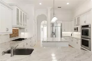 1701 Venezia Way, Naples, FL 34105 - Photo 15