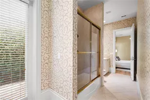 1701 Venezia Way, Naples, FL 34105 - Photo 43