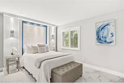 980 7th Ave S #109, Naples, FL 34102 - Photo 11