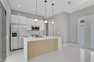 160 Logan Blvd S, Naples, FL 34119 - Photo 35