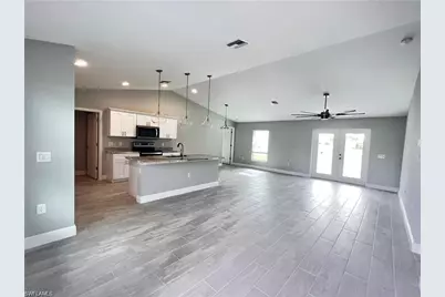 2302 NE 35th St, Cape Coral, FL 33909 - Photo 3