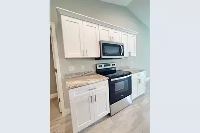 2302 NE 35th St, Cape Coral, FL 33909 - Photo 9