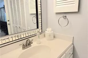 300 Valley Stream Dr, Naples, FL 34113 - Photo 5