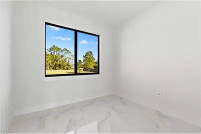 2745 31st Ave NE, Naples, FL 34120 - Photo 9