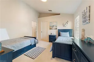 1526 Vintage Ln, Naples, FL 34104 - Photo 23