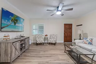 940 3rd St S, Naples, FL 34102 - Photo 5